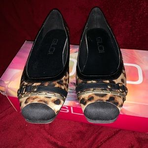 Glo jean flats